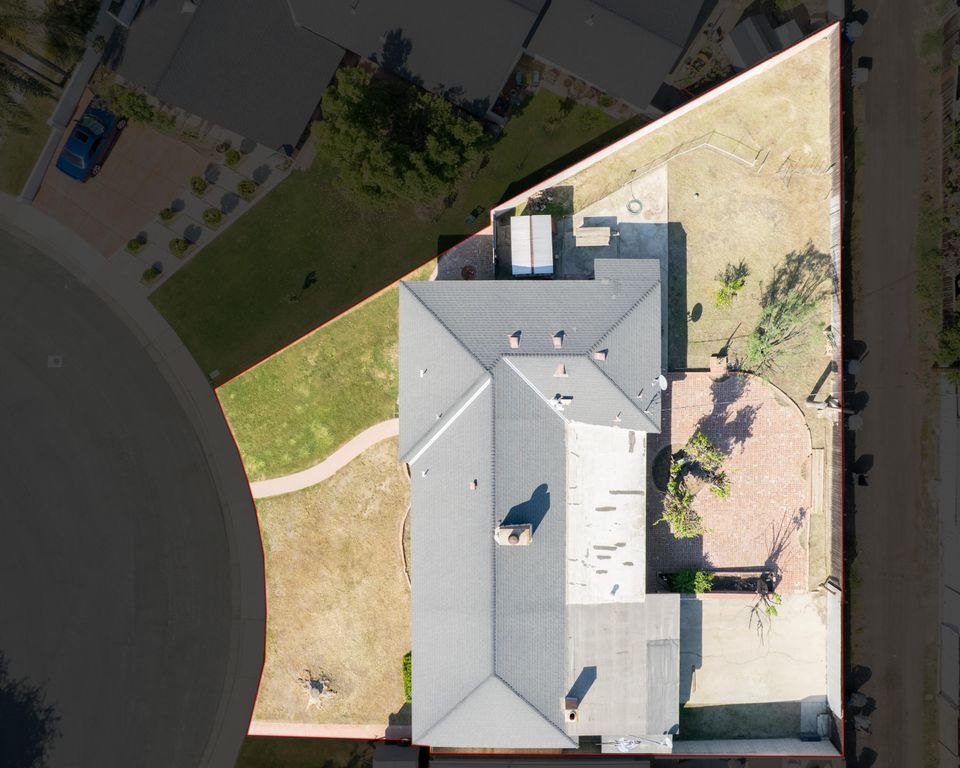 Image 50 of property listing at 1817 8th Avenue, Delano, CA 93215