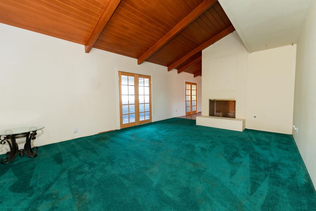 Image 7 of property listing at 1817 8th Avenue, Delano, CA 93215