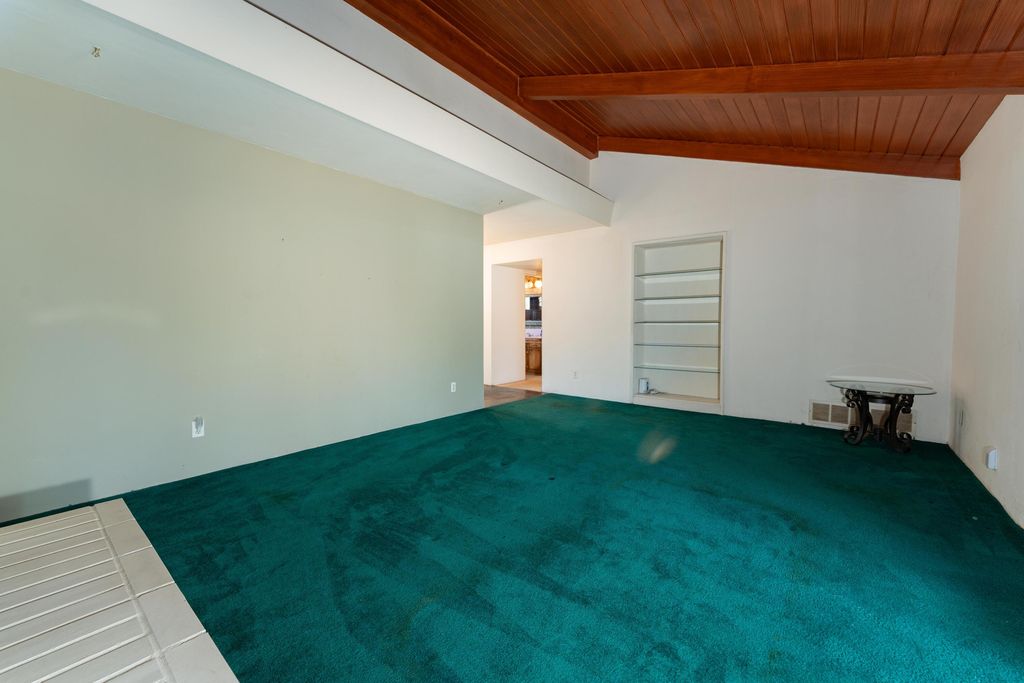 Image 8 of property listing at 1817 8th Avenue, Delano, CA 93215