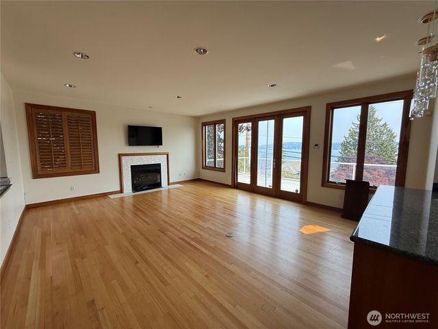 7275 N Mercer Way, Mercer Island, WA 98040
