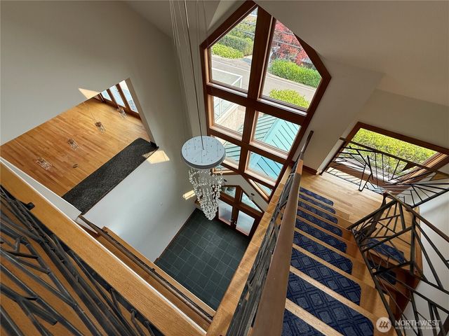 7275 N Mercer Way, Mercer Island, WA 98040