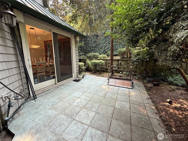 7275 N Mercer Way, Mercer Island, WA 98040