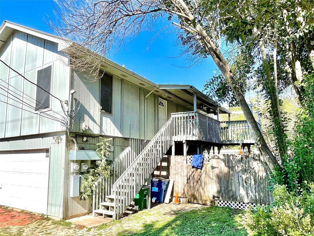 3320 Blumie ST A, Austin, TX 78745