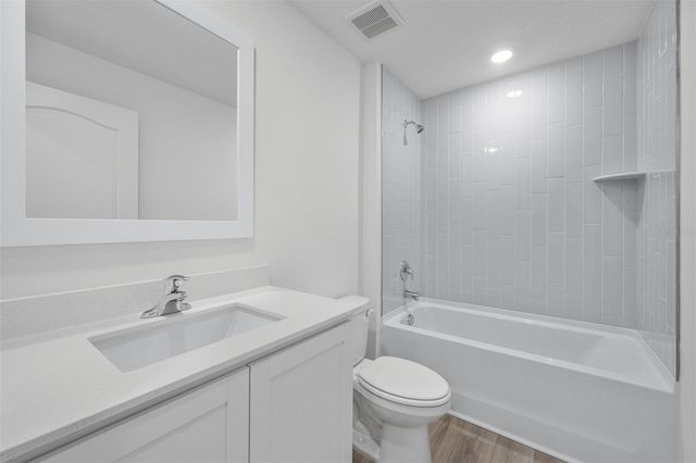 3176 SEVILLE STREET, Lake Alfred, FL 33850