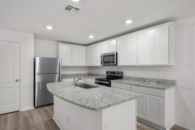 3176 SEVILLE STREET, Lake Alfred, FL 33850