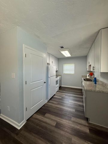 509 Trenton Street, Fort Walton Beach, FL 32547