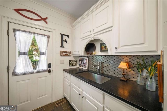 4516 Meadow Club Drive, Suwanee, GA 30024