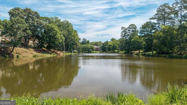 4516 Meadow Club Drive, Suwanee, GA 30024