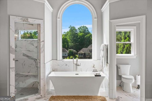 4516 Meadow Club Drive, Suwanee, GA 30024