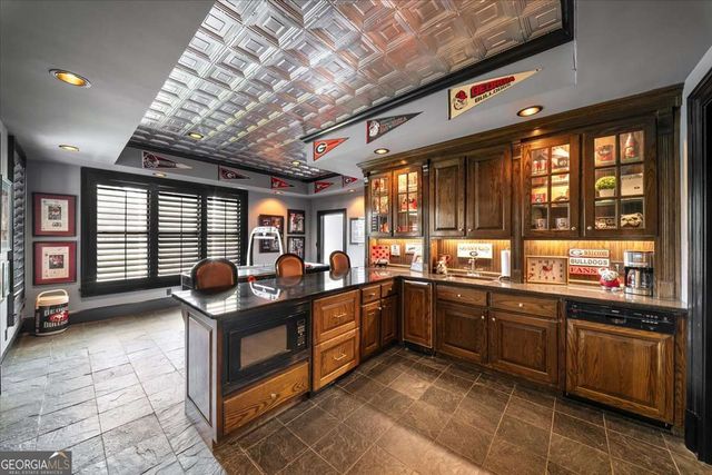 4516 Meadow Club Drive, Suwanee, GA 30024