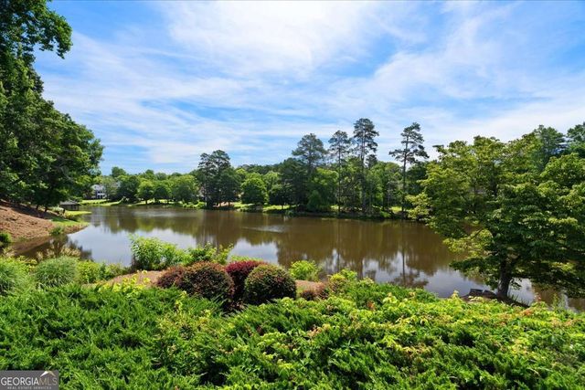 4516 Meadow Club Drive, Suwanee, GA 30024