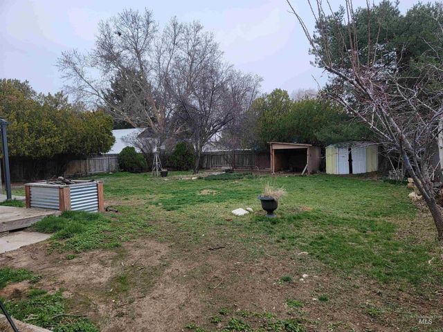 1104 NW 13 Th Ave, Meridian, ID 83642