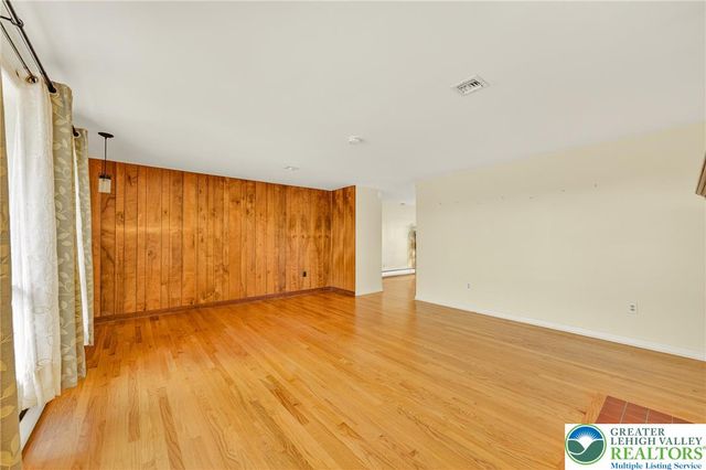 960 Fairview Street, Allentown City, PA 18109