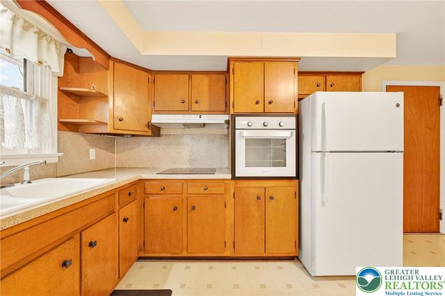 960 Fairview Street, Allentown City, PA 18109