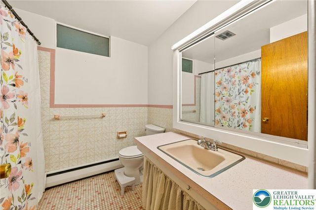 960 Fairview Street, Allentown City, PA 18109