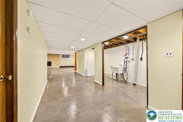 960 Fairview Street, Allentown City, PA 18109