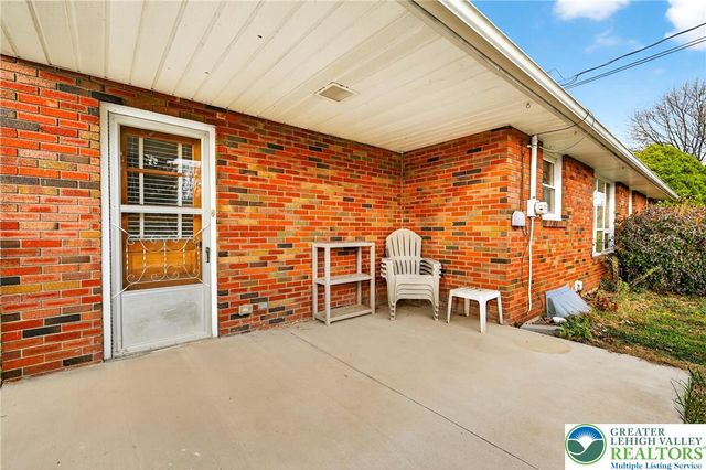 960 Fairview Street, Allentown City, PA 18109