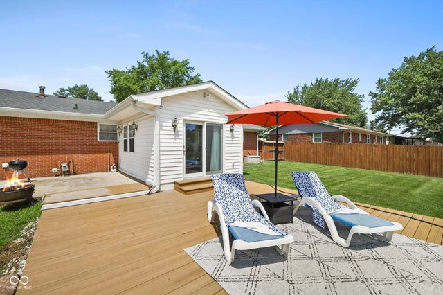 3127 S Fielding Road, New Palestine, IN 46163