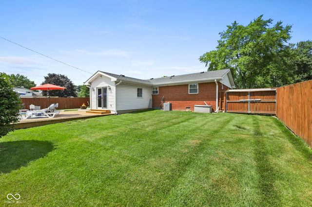 3127 S Fielding Road, New Palestine, IN 46163