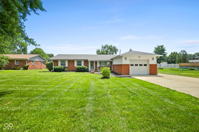 3127 S Fielding Road, New Palestine, IN 46163