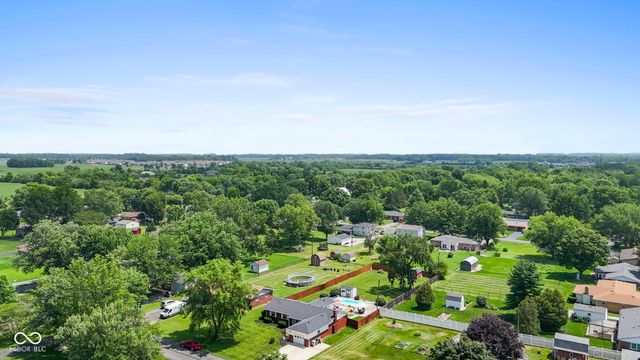 3127 S Fielding Road, New Palestine, IN 46163