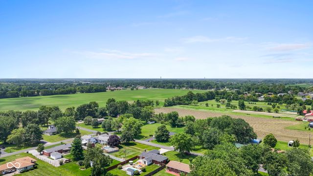 3127 S Fielding Road, New Palestine, IN 46163