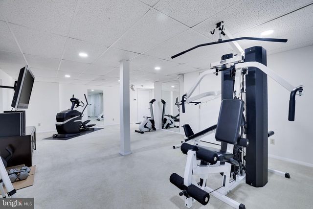 9875 HILLTOP DR, Bangor, PA 18013