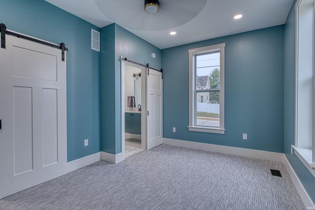 206 W Gibson Street, Haubstadt, IN 47639