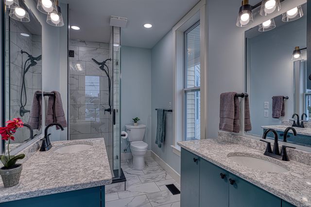 206 W Gibson Street, Haubstadt, IN 47639