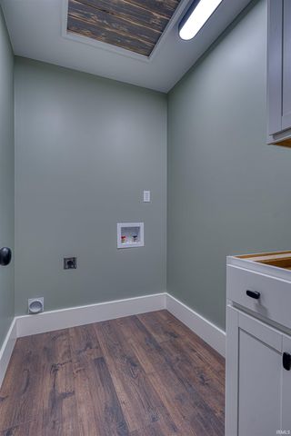 206 W Gibson Street, Haubstadt, IN 47639