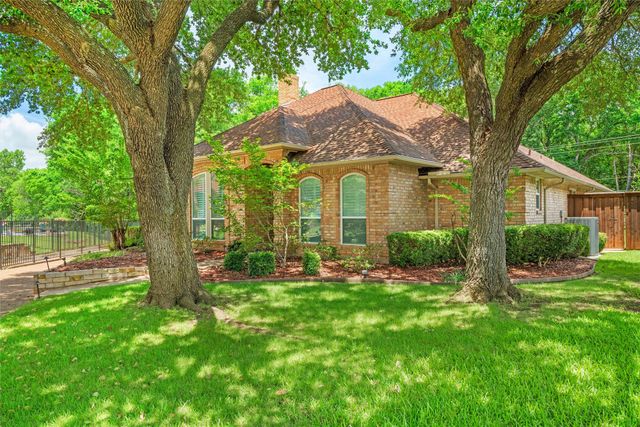 2517 Chad Drive, Arlington, TX 76017