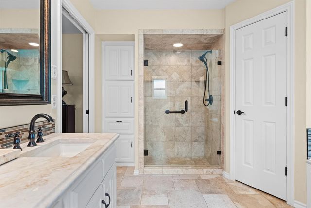2517 Chad Drive, Arlington, TX 76017