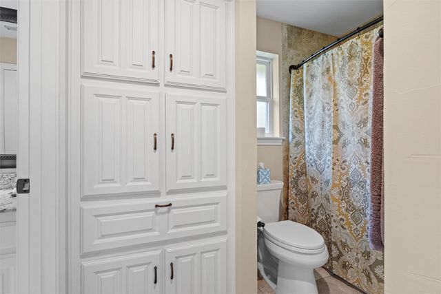 2517 Chad Drive, Arlington, TX 76017
