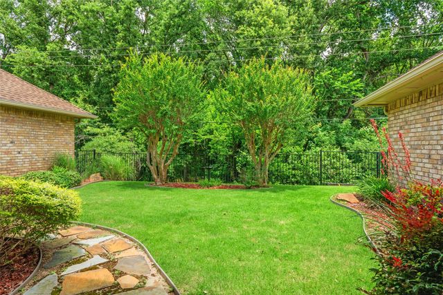 2517 Chad Drive, Arlington, TX 76017