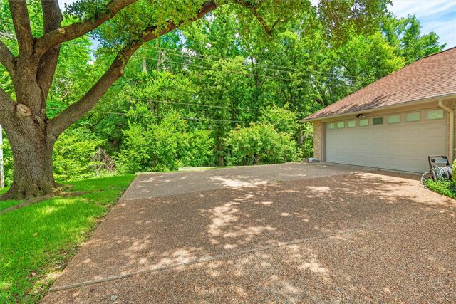 2517 Chad Drive, Arlington, TX 76017