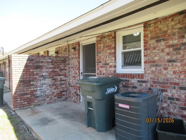 326 W Hampton Avenue, Sumter, SC 29150