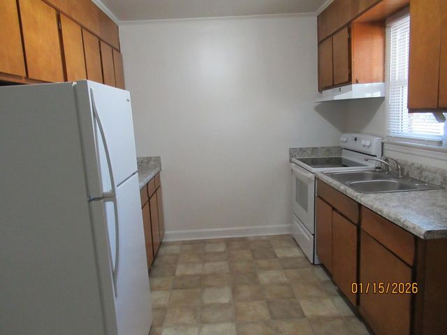 326 W Hampton Avenue, Sumter, SC 29150