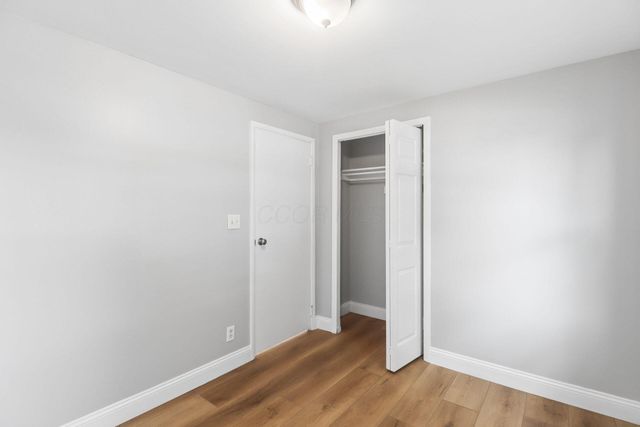 450 Amesbury Drive, Gahanna, OH 43230