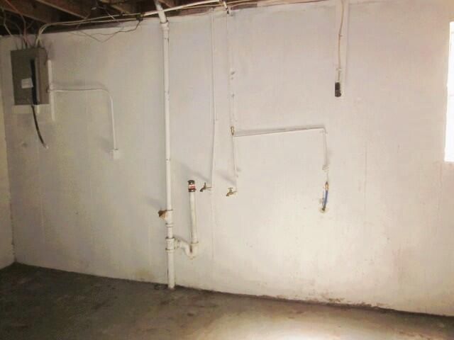 3633 LONGVIEW DR, Collinsville, VA 24078