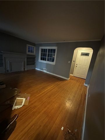 70 Fenton Rd, Chili, NY 14624