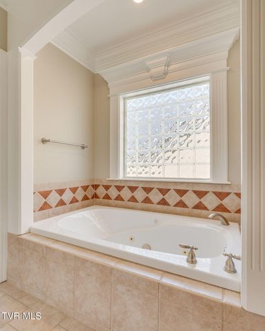 292 Alpine Trail, Kingsport, TN 37663