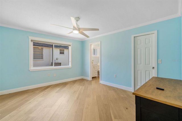 2305 RIVERBLUFF PARKWAY V256, Sarasota, FL 34231