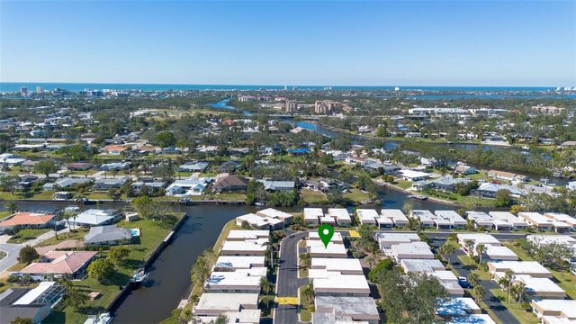 2305 RIVERBLUFF PARKWAY V256, Sarasota, FL 34231