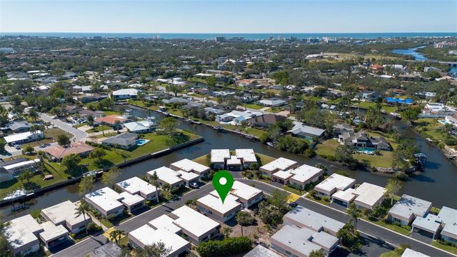 2305 RIVERBLUFF PARKWAY V256, Sarasota, FL 34231