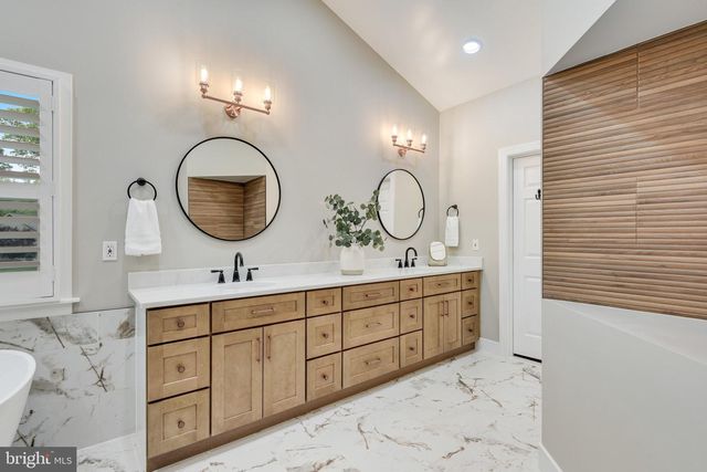 7513 DETWILLER DR, Clifton, VA 20124