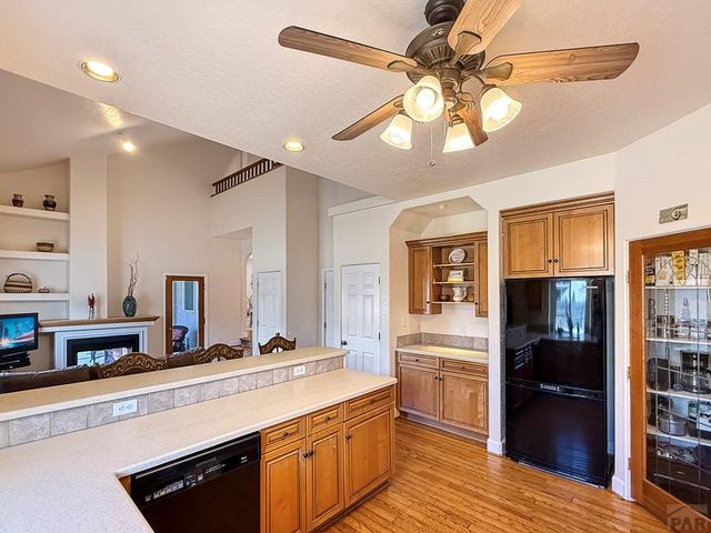 17 Redondo Ln, Pueblo, CO 81005