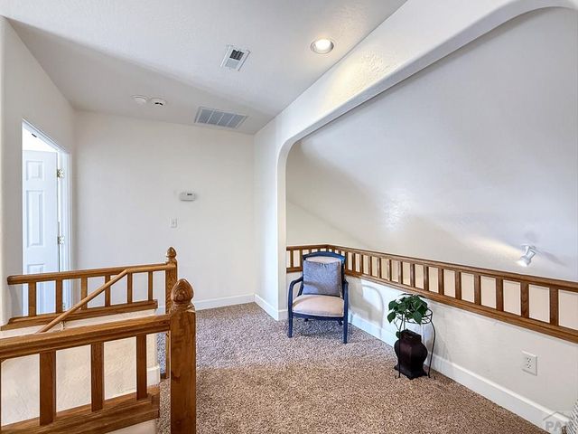17 Redondo Ln, Pueblo, CO 81005