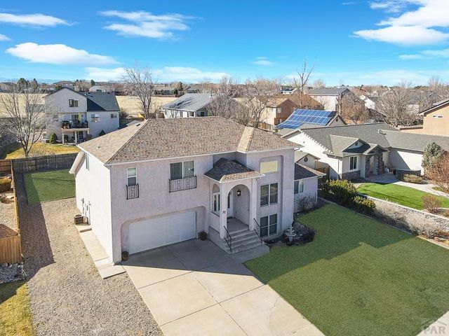 17 Redondo Ln, Pueblo, CO 81005
