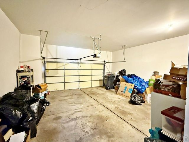 17 Redondo Ln, Pueblo, CO 81005