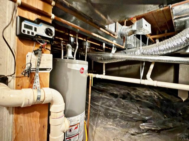 17 Redondo Ln, Pueblo, CO 81005